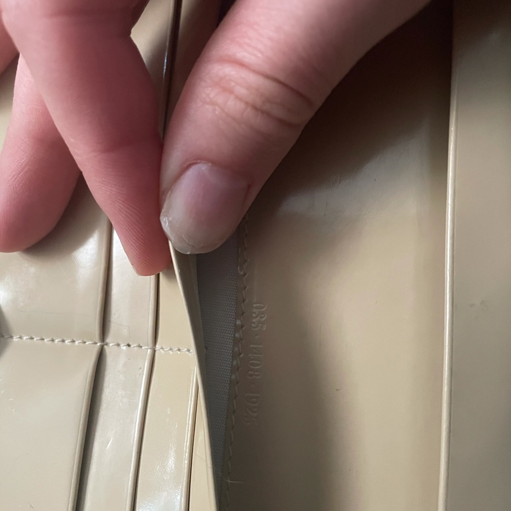 Gucci patent leather logo wallet - Picture 4 of 9